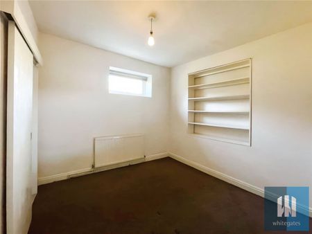 Burn Road, Birchencliffe, Huddersfield, HD3 - Photo 4