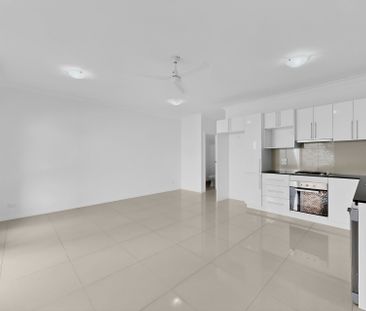 For Lease: Beautifully Presented Duplex in a Sought-After Waterford... - Photo 2