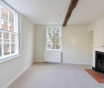 4 bedroom end of terrace house to rent - Photo 6