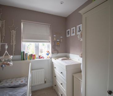3 bedroom semi-detached house to rent - Photo 4