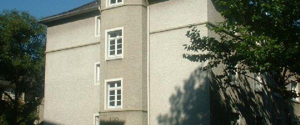 *** Charmante Altbauwohnung mit Wohnküche und Loggia in beliebter Lage *** - Foto 1