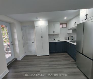 For Lease - 460 Mactier Drive, Vaughan, Ontario - Photo 3