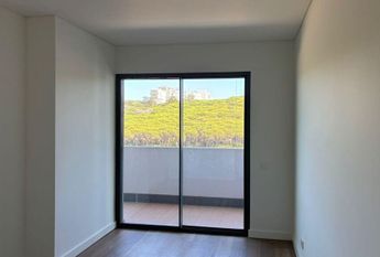 3 Bedroom Apartment with swimming pool, Miraflores, Oeiras