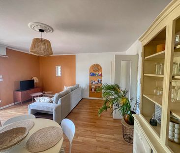 Location Appartement 2 pièces 53m² - Photo 3