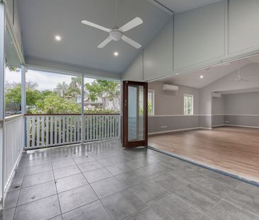 Easy Living In A Stylishly Renovated Family Home - Photo 1