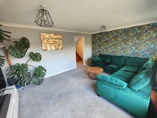 Penzance, Penzance, TR18 - Photo 1