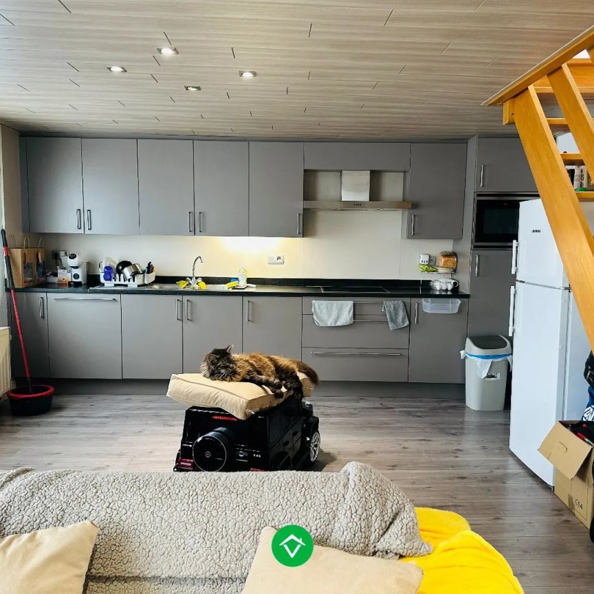 duplexappartement met 2 slaapkamers in het centrum van Koekelare - Photo 1