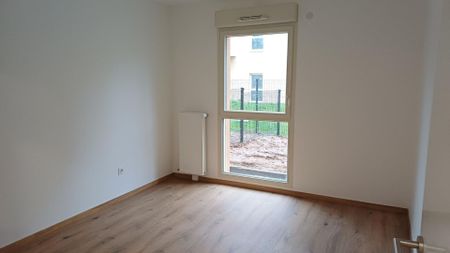 location Appartement T3 DE 62.7m² À AMIENS - Photo 2