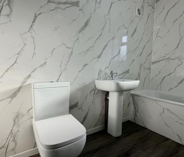 2 bedroom House To Let - Photo 5