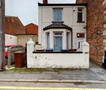 4 bedroom terraced house to rent - Photo 3