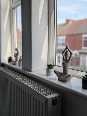 1 bedroom in a house share to rent - Photo 1