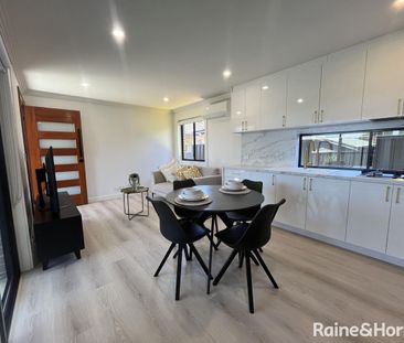 BRAND NEW | Luxurious + Stylish Granny Flat in Prime Location of Bl... - Photo 2