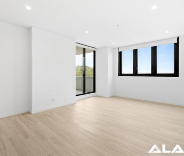 Level 18 | Three Bedroom in Gosford's Newest Address - Photo 5
