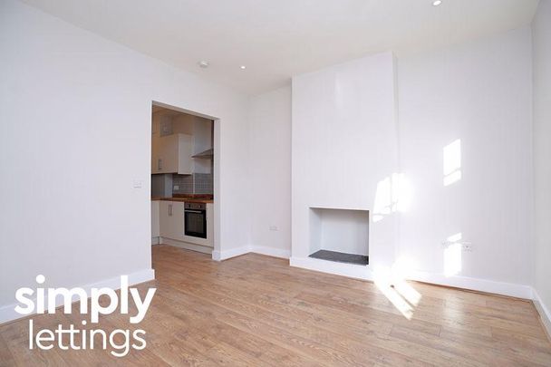 4 bedroom maisonette to rent - Photo 1