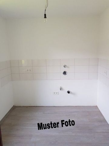 Umzug gefällig? Günstige 2,5-Zi.-Wohnung (WBS) - Foto 2