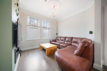 5 bedroom terraced house to rent - Photo 3