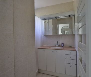 CHAMBRE EN COLOCATION - Photo 2