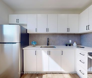 For Lease - 1930 Queen Street Unit# Upper 1, Toronto, Ontario - Photo 2