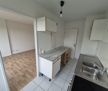 Location Appartement 2 pièces 47m² LILLE 59800 - Photo 4