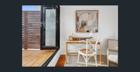 Stylishly Updated 3 Bedroom Terrace Moments from Darlinghurst's Hotspots - Photo 5