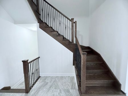 For Lease - 538 Baker Hill Boulevard, Whitchurch-Stouffville, Ontario - Photo 5