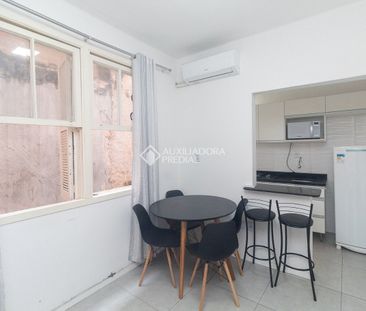 Apartamento com 1 quarto e 40m² para alugar em Independência, Porto... - Photo 5