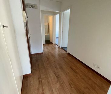 Appartement rénové de 3,5 pièces au 2ème étage - Photo 2