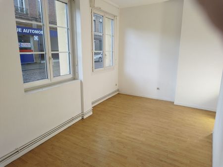 Location Appartement 2 pièces 73m² ELBEUF 76500 - Photo 2