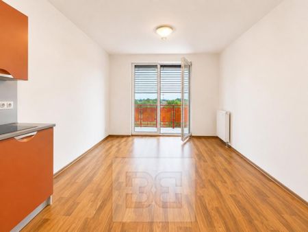 Pronájem bytu 2+kk 56 m2 - Fotografie 5