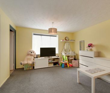 Vicars Bridge Close, HA0, London - Photo 3