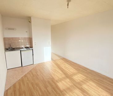 Location Appartement 1 pièce 22m² ROUEN 76000 - Photo 1