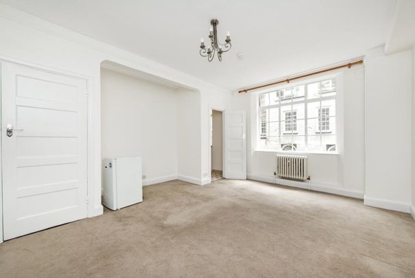 Upper Woburn Place, London, WC1H - Photo 1
