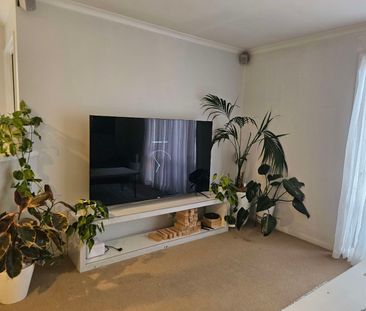 Point Cook - Photo 1