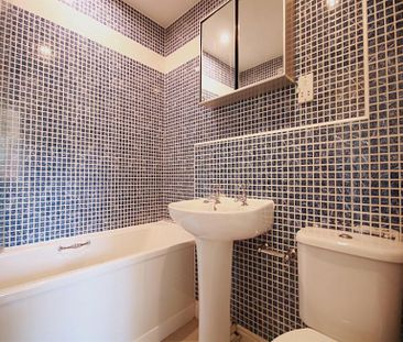 2 Bedroom Apartment To Let - Photo 5