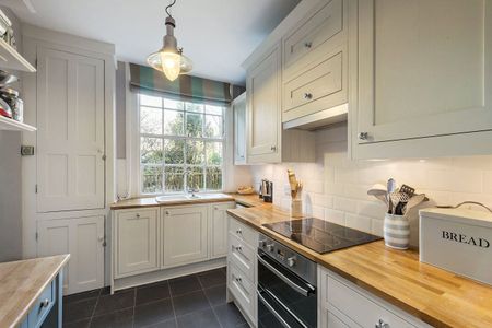 Burns Road, London, SW11 flat to rent - Photo 3