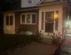 88 KING STREET W — 2 Bedroom - Photo 1