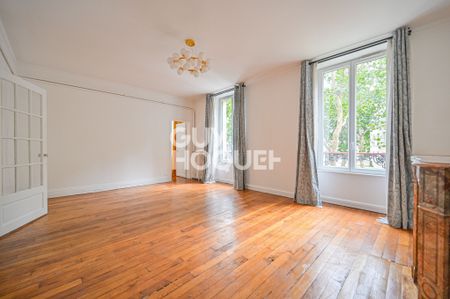APPARTEMENT À LOUER DE 5 PIÈCES DE 104,93 M² - Photo 2