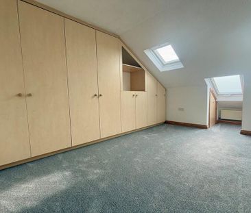 2 bedroom semi-detached house to rent - Photo 2