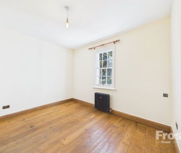 Britwell Road, Burnham, Bucks,SL1 - Photo 4
