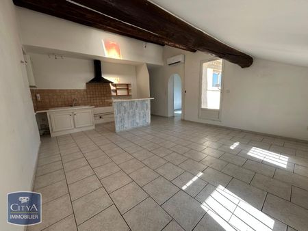 Location Appartement 4 pièces 70m² CARPENTRAS 84200 - Photo 4