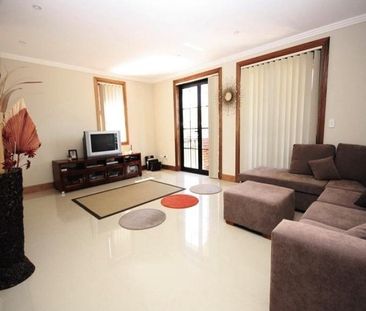 1/21 Shipley Avenue, North Strathfield NSW 2137 - Townhouse For Ren... - Photo 1