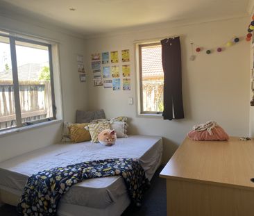 Welcome to 6 Grevillea Place, a tidy and comfortable home located i... - Photo 6