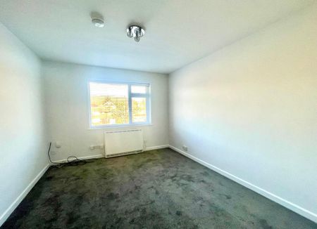 2 bedroom maisonette to rent - Photo 3