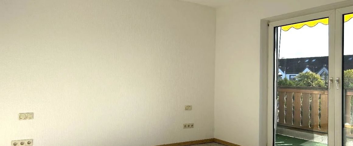 Wohnen am Leimbacher Berg: Kompakte 3-Zimmer-Wohnung mit überdachtem Südbalkon! - Photo 1