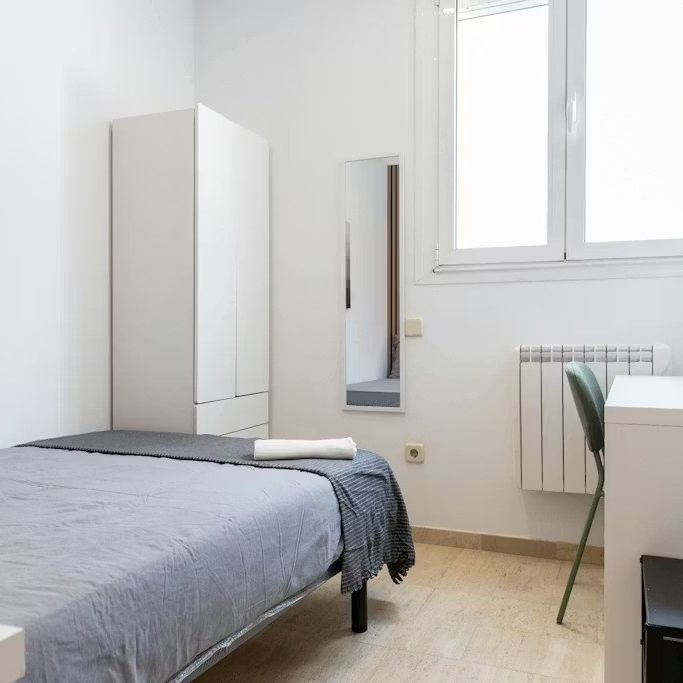 Calle del Puerto de Suebe, Madrid, Community of Madrid 28038 - Foto 1