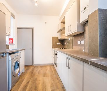 4 bedroom house share to rent - Photo 2