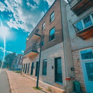 6 1/2 (4 Bdrm) for rent available immediately in Verdun - Photo 2