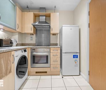 2 bedroom apartment to rent - Photo 4