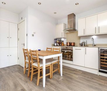 Studio to rent - Photo 5