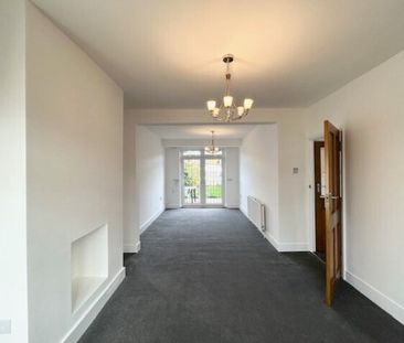 Beechfield Gardens, Romford. RM7 0EJ, Property for rent - Photo 5